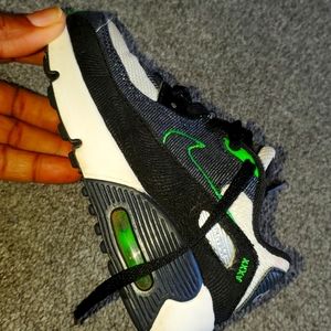 Nike kids Airmax size 10